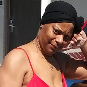 Meet your Posher, Deborah